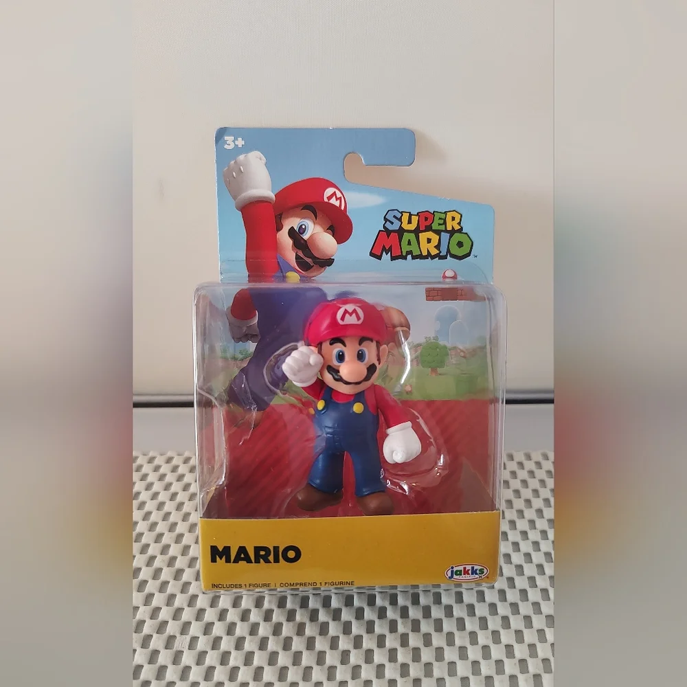 Super Mario Mario Figure NWT 2020